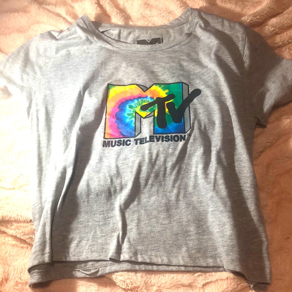 Large women’s crop top